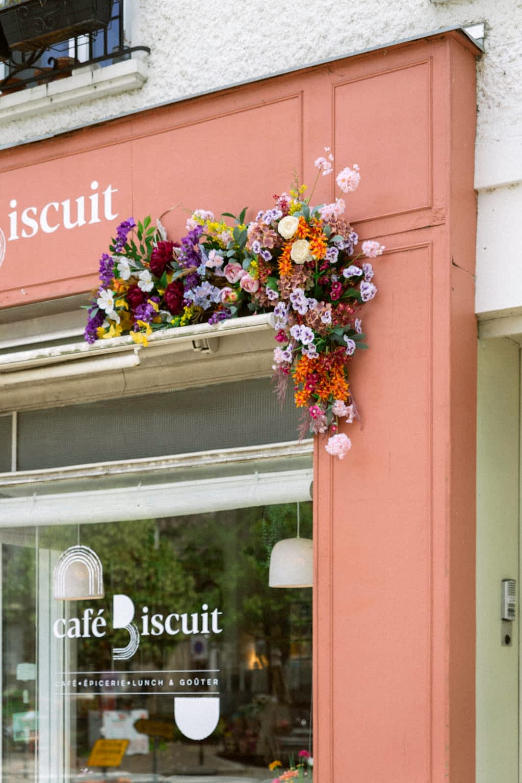 atelieraimer-fleuriste-nantes-décor-façade-vitrine